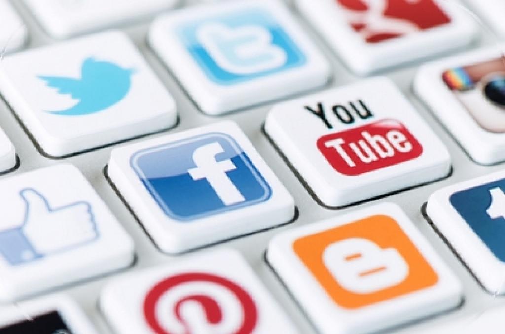 Les réseaux sociaux; canal publicitaire le plus pertinent selon  la moitié des Millennials.
